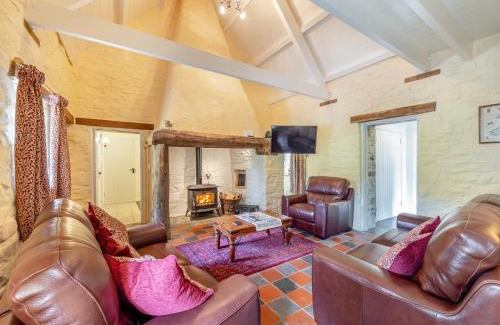 Bontnewydd House | Penpompren