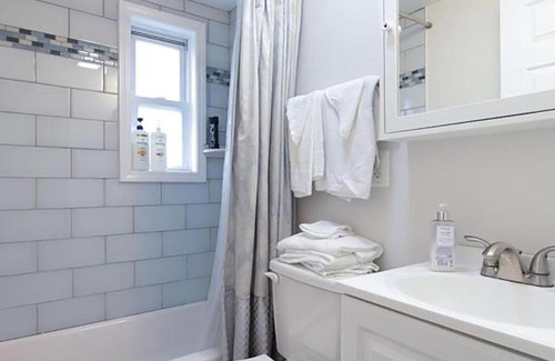 Penrose Apartment | Penrose 7081