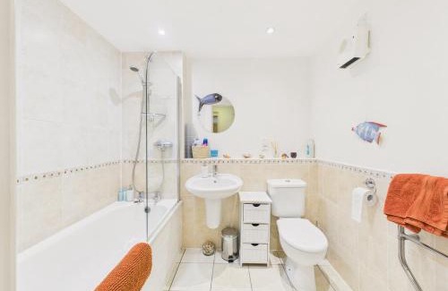 Mabe Apartment | Penryn Quayside Apartment – 1-bed, Fully Equiped Waterside base