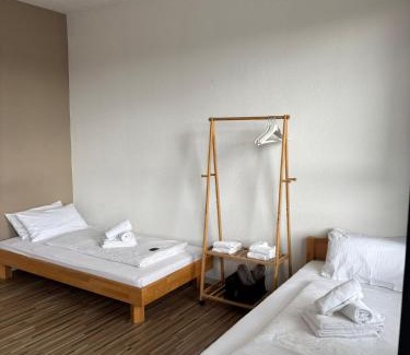 Stuttgart House | Pension Albert - möblierte Zimmer auf Zeit