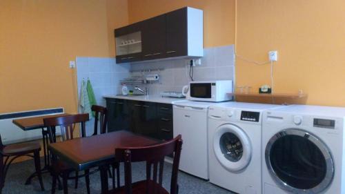 Prosek House | Pension Dobroucky
