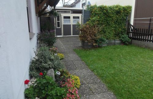 Treuchtlingen House | Pension/FeWo E. Tschernach