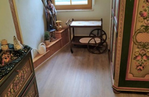 Treuchtlingen House | Pension/FeWo E. Tschernach