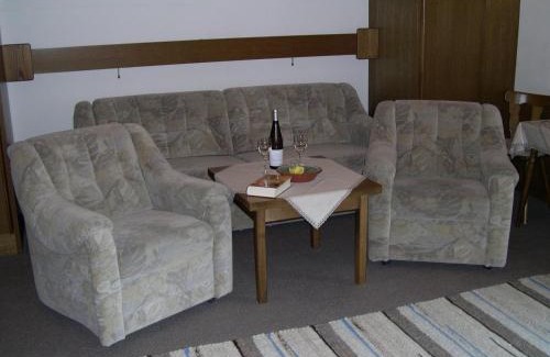 Leutasch House | Pension Holzmann