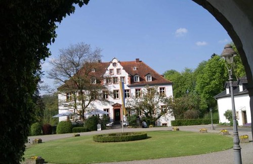 Lindlar House | Pension Oberberg