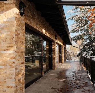 Garcina House | Pensiune Agroturistica Molidu