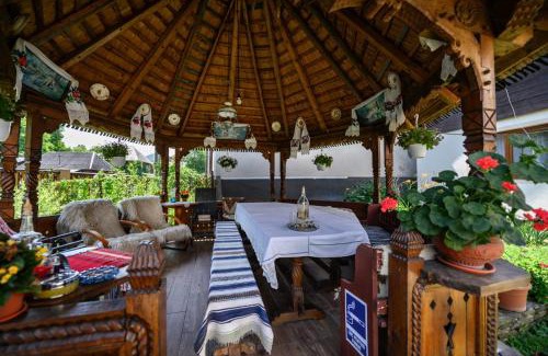 Calinesti House | Pensiunea Denisa