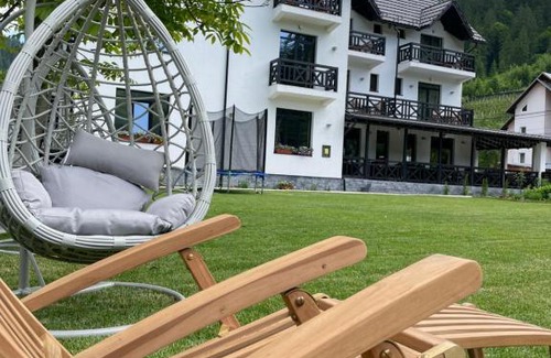 Voineasa House | Pensiunea Edelweiss
