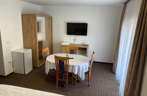 Borsa House | PENSIUNEA KONFORT