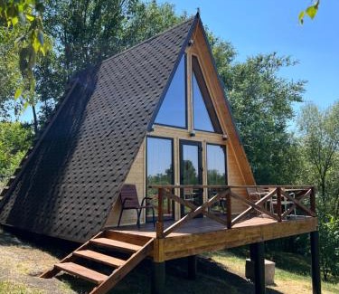 Marculesti House | Pensiunea La Iepurasi