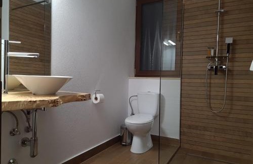 Bratca House | Pensiunea Lavanda