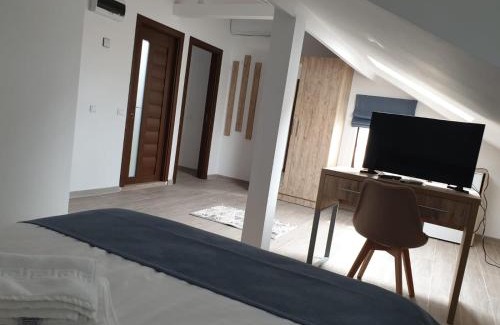 Corbu House | Pensiunea Lotus Corbu