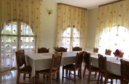 Manastirea Humorului House | Pensiunea Maridor