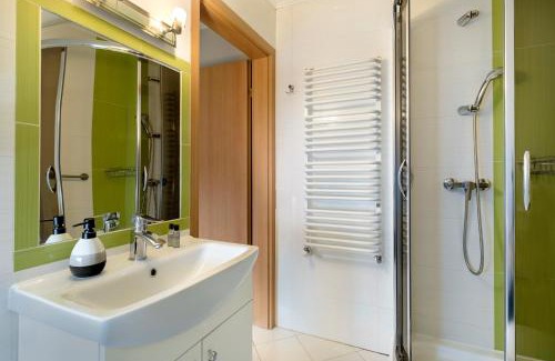 Krzyzowka House | Pensjonat Orle