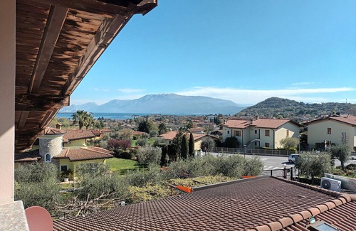 Manerba del Garda Apartment | Penthouse apartment lake view wi-fi swimming pool parking with gate
