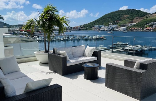 Almond Grove Apartment | Penthouse Avec VUE Mer, Piscine, Jacuzzi