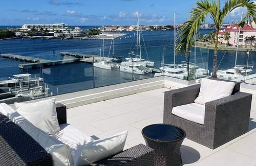 Almond Grove Apartment | Penthouse Avec VUE Mer, Piscine, Jacuzzi