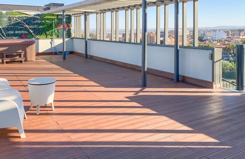 Barrio de Jesus Apartment | Penthouse best views of Pilar jacuzzi and garage