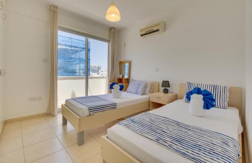 Larnaca City Centre Apartment | Penthouse Central Larnaca The 'Veranda' Elena Court