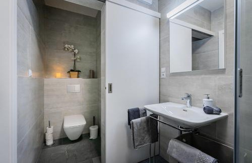 Prague 18 Apartment | Penthouse Letňanské zahrady