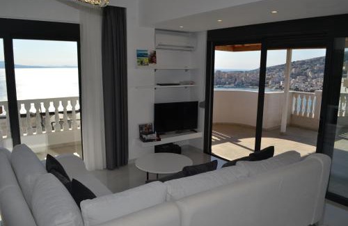 Qafe e Gjashtes Apartment | Penthouse sea view