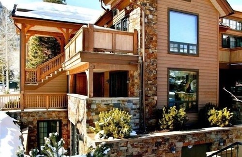 Aspen Condo | Penthouse W/Dynamite Views - #417 Walk to Lifts & Downtown