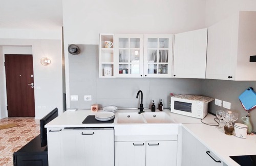 Castellabate Historic Centre Apartment | Penthouse with Panoramic Terrace and Sea View in Cilento