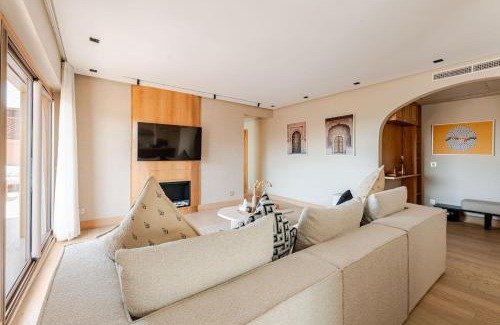 Majorelle Apartment | Penthouse with Rooftop and Jardin Majorelle View