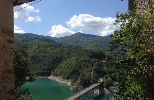 Castel di Tora Apartment | PENTHOUSE WITH TERRACE Lake View - Hidden Gem