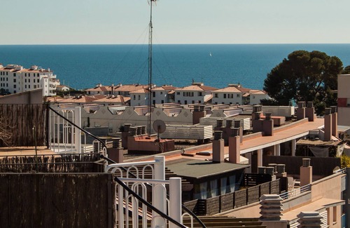 Sitges Apartment | PENTHOUSE WITH TWO TERRACES, POOL AND PARKING