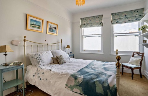 Penylan House | Penylan Retreat - Three Bedroom House, Sleeps 6