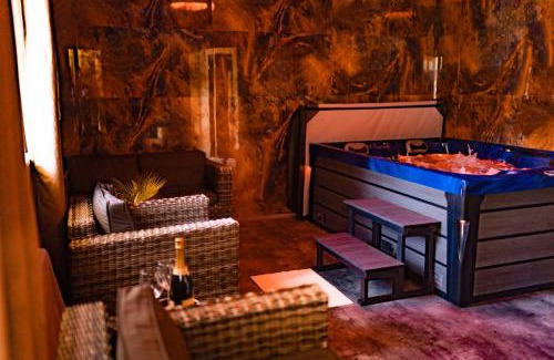 Horni Lhota Apartment | Penzion a Restaurace v Zátiší