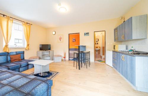 Konstantinovy Lazne Apartment | Penzion Flora