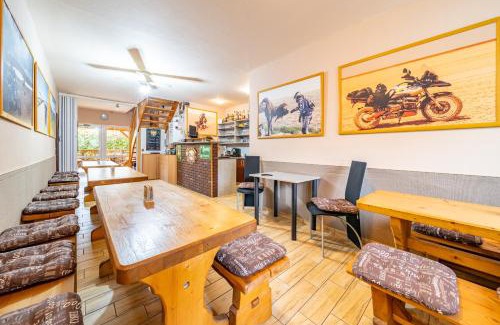 Konstantinovy Lazne Apartment | Penzion Flora