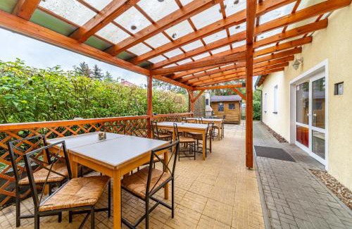 Konstantinovy Lazne Apartment | Penzion Flora