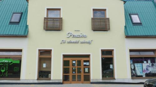 Lipnik nad Becvou House | Penzion U Zámecké Zahrady