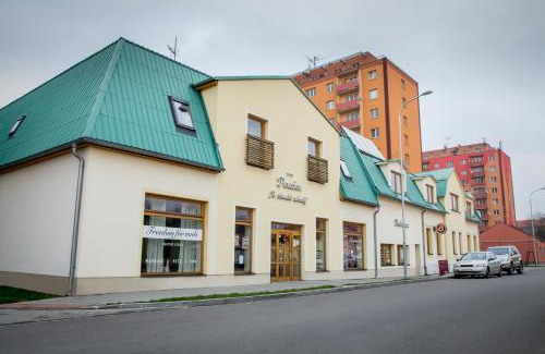 Lipnik nad Becvou House | Penzion U Zámecké Zahrady