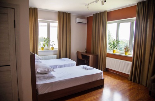 Orto-Say House | People Hostel & Suites