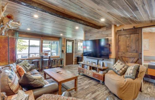 Pequot Lakes House | Pequot Lakes Cabin with Dock on Loon Lake!