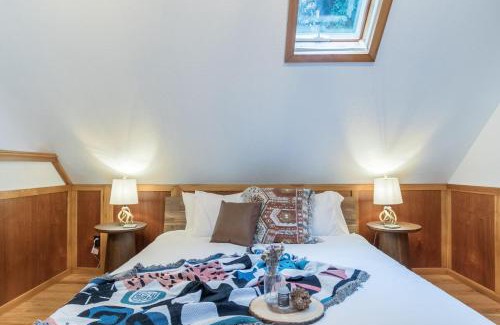 Paradise Estates House | Perch - Juniper Cabin