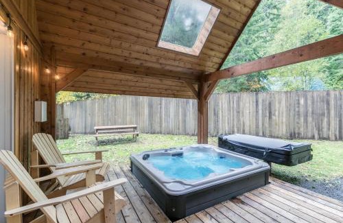 Paradise Estates House | Perch - Juniper Cabin