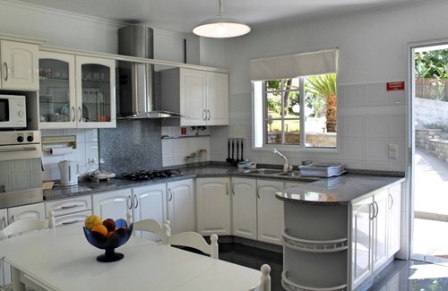 Ponta do Sol Villa | Perched above village, ocean views | Jardim Mar