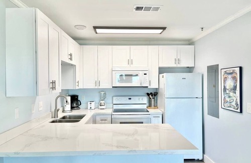 Ono Island Apartment | Perdido Pearl: Pool, Beach Access, & Gulf Views!