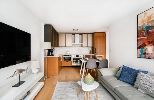 Sutton Place Apartment | Perfect 2 BR Apartment