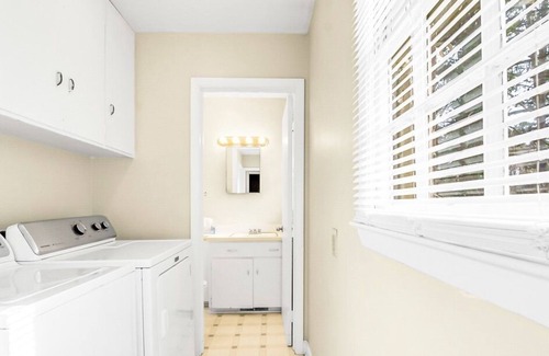Chapel Hill House | Perfect Chapel Hill Getaway by UNC & Main Street!
