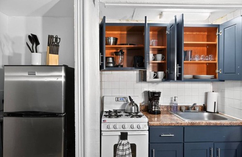 Center City West Apartment | Perfect, Cozy Studio | Center City | Fast WiFi