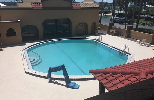 St. Augustine Hotel | Perfect Find! 4 Great Units, Outdoor Pool, Free Parking, Near Davenport Park
