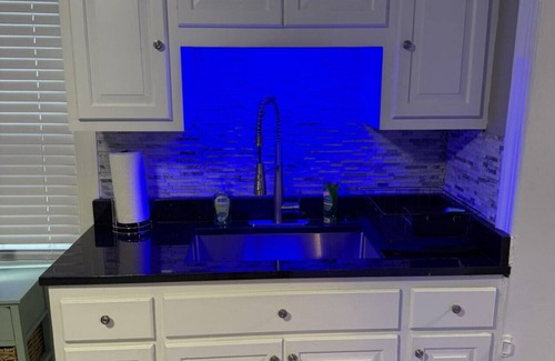 Glendale House | Perfect for Families, newly remodeled