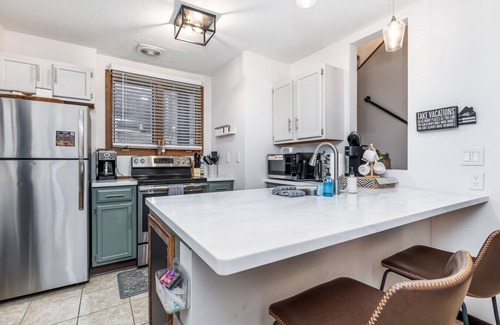 The Galena Territory Villa | Perfect for kids - toys and more available!