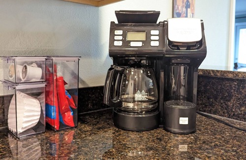 Biloxi Condo | "Perfect Getaway Before School Starts!-Biloxi Bliss"